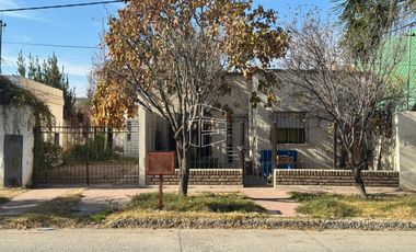 Venta - Dos departamentos - Ideales para Renta - Lote Apto Desarrollo - Zona Centro - D073