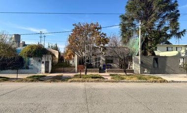 Venta - Dos departamentos - Ideales para Renta - Lote Apto Desarrollo - Zona Centro - D073