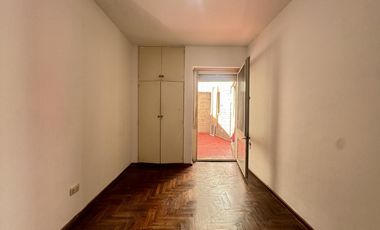 venta departamento dos dormitorios con patio centro rosario