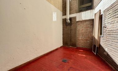 venta departamento dos dormitorios con patio centro rosario
