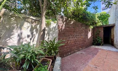 venta departamento dos dormitorios con patio centro rosario