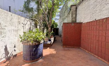 venta departamento dos dormitorios con patio centro rosario