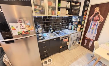 Departamento de una ambiente en venta. Moron Sur, apto credito