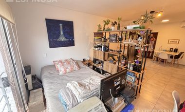 Departamento de una ambiente en venta. Moron Sur, apto credito