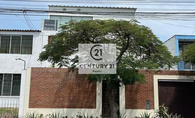 DUPLEX en ALQUILER en Santiago de Surco