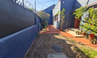 AMPLIA PROPIEDAD COMERCIAL EN BARRIO ITALIA
