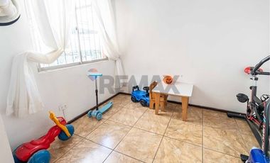 Casa 261 M2 Totales/año 1958. ÑUÑOA
