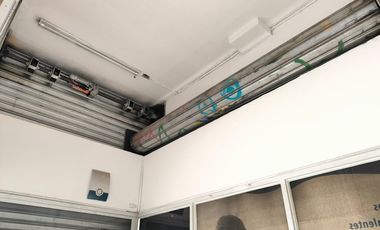Arriendo Comercial en Esquina Grecia con Molineros