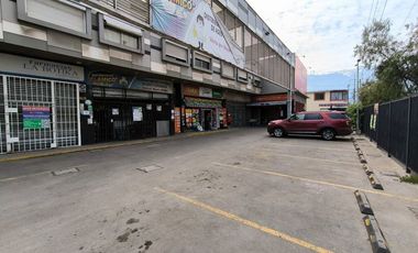 Arriendo Comercial en Esquina Grecia con Molineros