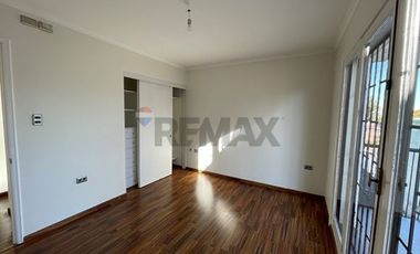 Gran Casa Familiar con Piscina en Providencia