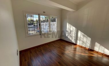 Gran Casa Familiar con Piscina en Providencia