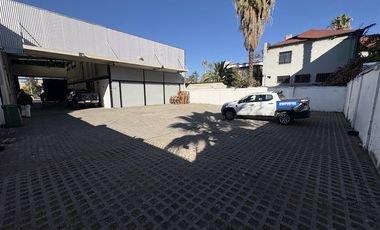 Local Comercial en Arriendo en Frente al metro Ines de Suarez