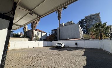Local Comercial en Arriendo en Frente al metro Ines de Suarez