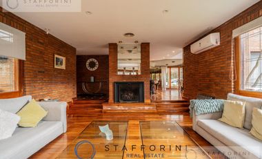 CASA EN 2 LOTES EN COUNTRY CLUB EL CARMEN