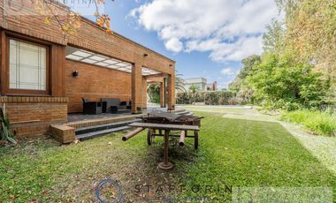 CASA EN 2 LOTES EN COUNTRY CLUB EL CARMEN
