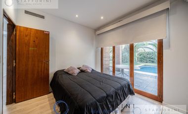 CASA EN 2 LOTES EN COUNTRY CLUB EL CARMEN