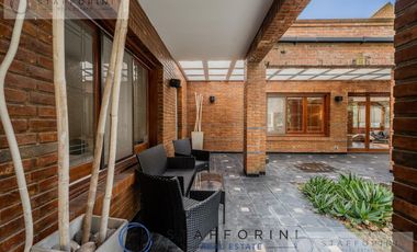 CASA EN 2 LOTES EN COUNTRY CLUB EL CARMEN