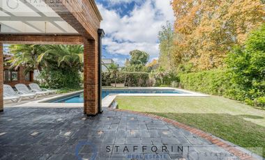 CASA EN 2 LOTES EN COUNTRY CLUB EL CARMEN