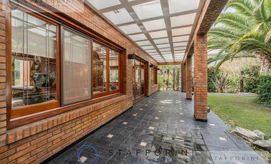 CASA EN 2 LOTES EN COUNTRY CLUB EL CARMEN