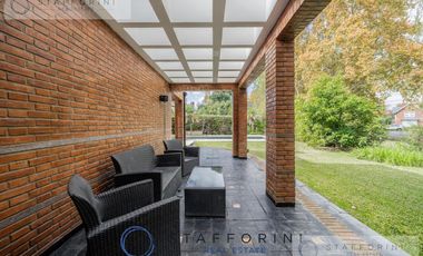 CASA EN 2 LOTES EN COUNTRY CLUB EL CARMEN