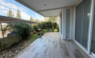 Venta y Alquiler - Departamento 2 ambientes con jardín - La Balconada