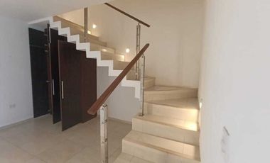 Casa en Renta al Norte de Mérida Cholul Vitua