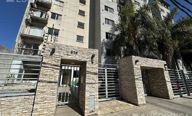 Departamento de dos ambientes en alquiler, Moron.
