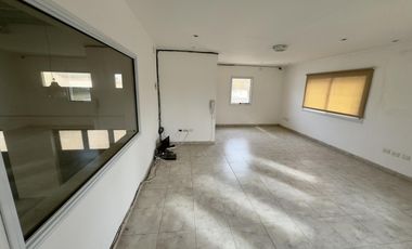 Depósito - Santa Elena