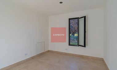 Casa en venta barrio privado Tierra y Mar