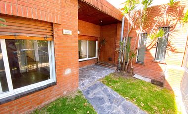 Casa en  alquiler en Villa Adelina