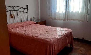 Excelente PH 3 ambientes con gran terraza propia.- Martinez