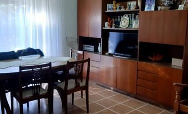 Excelente PH 3 ambientes con gran terraza propia.- Martinez