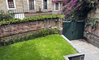 LOMAS DE SANTA FE, CASA CON SEGURIDAD