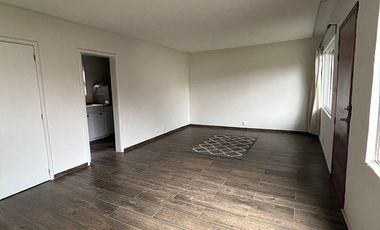 LOMAS DE SANTA FE, CASA CON SEGURIDAD