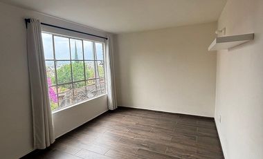 LOMAS DE SANTA FE, CASA CON SEGURIDAD