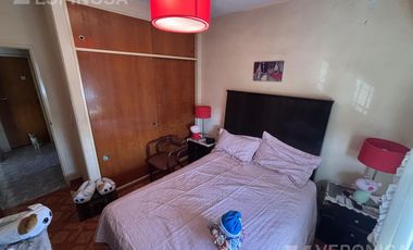 Departamento tres ambiente cochera Moron Sur