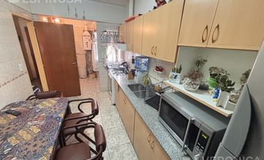 Departamento tres ambiente cochera Moron Sur