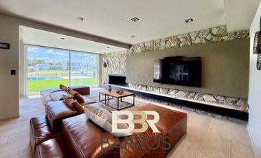 Venta casa Terravista fondo al lago