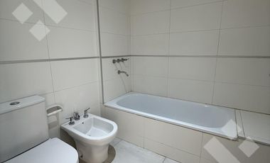 VENTA Semipiso 3 Dormitorios   2 Coch, B° Jardines del Rey - Neuquen