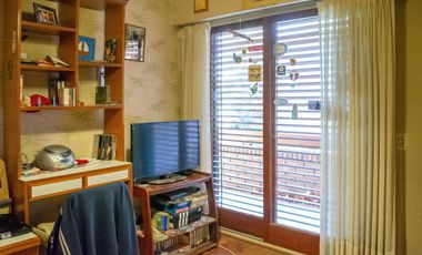 Hermoso chalet de 7 ambientes en venta, en Olivos.
