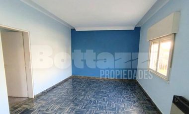 PH Interno con ärea verde en Banfield Este