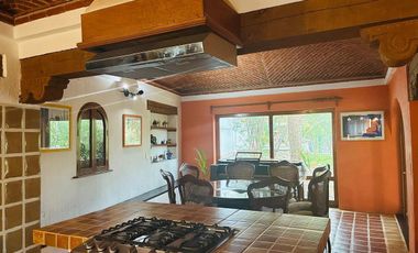 Casa Amueblada en Renta en el Centro (Calzada)
