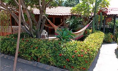 Cabaña en zona campestre con permiso de renta turístico - 005
