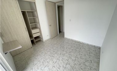 SE ARRIENDA APARTAESTUDIO EN LA CASTELLANA