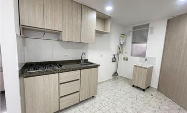 SE ARRIENDA APARTAESTUDIO EN LA CASTELLANA