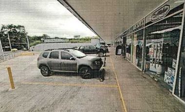 VENTA DE PLAZA COMERCIAL EN LA CABIMA - RR