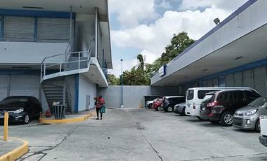 VENTA DE PLAZA COMERCIAL EN PEDREGAL-RR