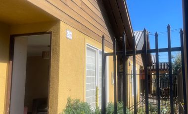 CASA 3dormitorios 2B, estacionamiento, BRISAS DE LABRANZA