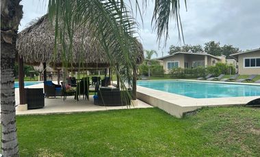 CASA EN ALQUILER CORONADO