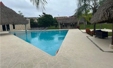 CASA EN ALQUILER CORONADO